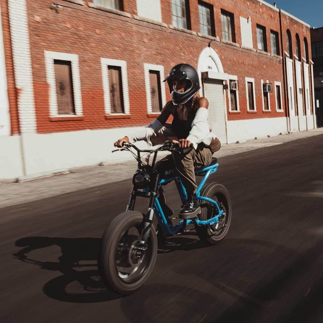 Urban ride on the R Brooklyn SE